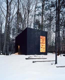 #smallspace<span> <a href="/discover/cabin" target="_blank">#cabin</a></span><span> <a href="/discover/woods" target="_blank">#woods</a></span><span> <a href="/discover/exterior" target="_blank">#exterior</a></span><span> <a href="/discover/architecture" target="_blank">#architecture</a></span><span> <a href="/discover/snow" target="_blank">#snow</a></span>