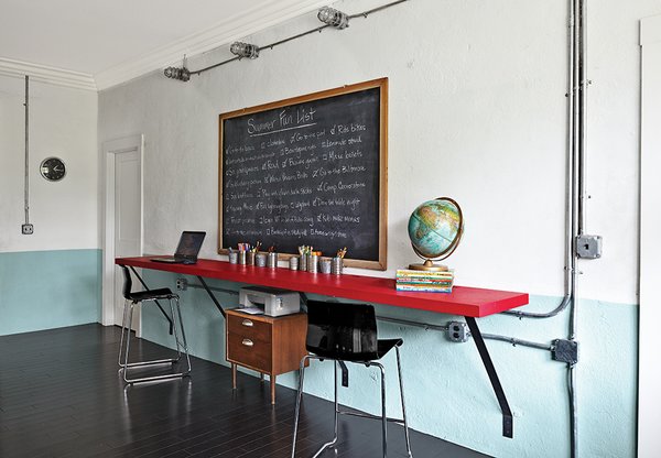 Family-Friendly Renovation of a Brick Warehouse in Alabama - Photo 2 of 13 -