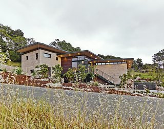 Ingenious New Building Method Replaces Concrete Block with Rammed Earth - Photo 1 of 10 -
