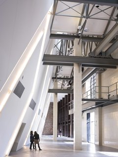 "Quake" Exhibit Explores Intersection of Architecture and Engineering - Photo 4 of 6 - The Contemporary Jewish Museum in San Francisco, by Studio Daniel Liebskind. Photo by Mark Darley.