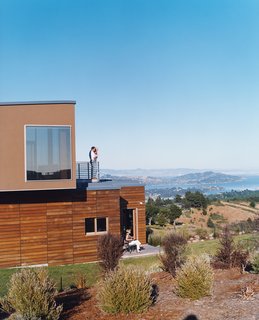 Architect Lorcan O’Herlihy designed the Shermans’ Mill Valley, California, home on top of an existing foundation that was intended for an 8,600-square-foot McMansion, but left abandoned for ten years.