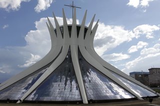 Design Icon: Oscar Niemeyer - Photo 4 of 10 -