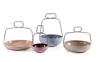 Muslet by Ilaria Innocenti for Incipit"It wasn't easy to find a good craftsman in Italy doing the kind of piece I wanted for my project," says Innocenti, "After experimenting with a lot of alternative solutions, we found a small company that could curve metal wire in a very flexible way in terms of production and quality."