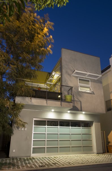 A Sustainable "Case Study" House in California - Photo 2 of 8 - Photo by Ken Pagliaro Photography.
