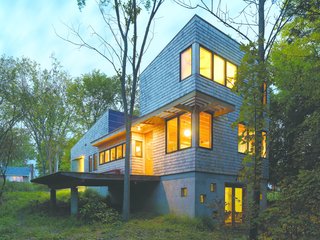 The Nature Preserve House in Middlebury, Vermont, won the AIA Vermont Merit Award for Excellence in Architecture.