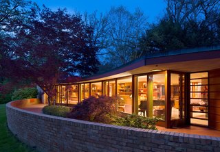 10 Modern Iconic Masterpieces - Photo 4 of 10 - The Kenneth and Phyllis Laurent House, designed by Frank Lloyd Wright, features a solar hemicycle footprint. 