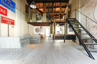 15 Modern Summer Rentals - Photo 13 of 15 -