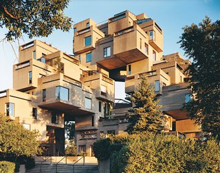 The boxes of Moshe Safdie’s Habitat 67 were precast in concrete before being joined together onsite. Originally made for Montreal’s Expo in 1967, the apartment building is still very much in use.
