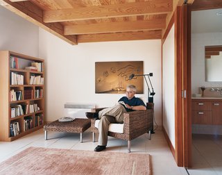 Bériault enjoys some leisure time in the lounge beneath the master bedroom.