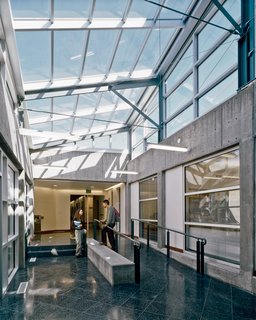 Mazria’s wing for the University of New Mexico law school. Photograph by Robert Reck.