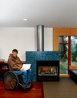 The process of building his home was a creative project for Murray Siple, from the art on the walls to the placement of windows to frame views. "Architecture is filmic," he explains. "Just like in film, you show people what you’re trying to express."