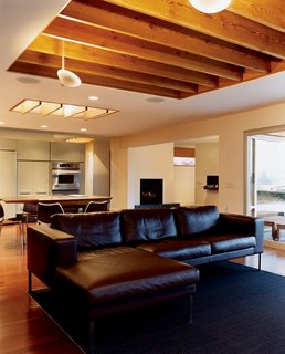 From an extra-wide sliding glass door to a customized Bensen couch in the living room, everything in the house was designed for Siple’s utmost convenience.