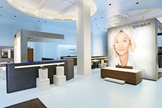 Blue Monday: Duravit Showroom Opens in NYC - Photo 2 of 3 -