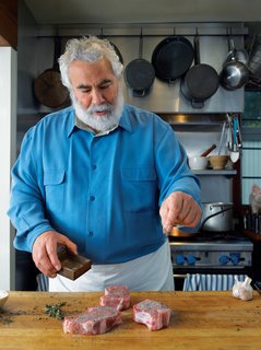 Bruce Aidells Reviews 5 36-inch Cooktops - Photo 1 of 1 - Wurstmeister and pork expert Bruce Aidells pigs out over the latest cooktops.