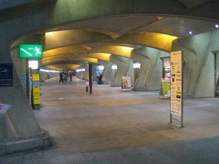 Touring Switzerland: Final Day - Photo 2 of 3 - Santiago Calatrava's 1990 Stadlehof tram station in Zurich is a parkour paradise, and can be rather creepy at night.