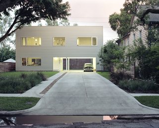 Hometta: Affordable Modern Home Plans - Photo 1 of 4 - 48' House by Interloop Architecture (Dawn Finley and Mark Wamble). Photo by Daniel Hennessey