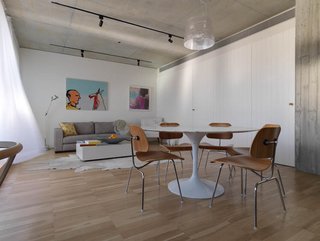 Ten Darling Apartment Building - Photo 6 of 15 -