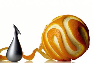 Apostrophe orange peeler, by LPWK - Gabriele Chiave for Alessi.<br><br>This small peeler will allow you to eat a ripe orange without ending up with rind underneath every fingernail.