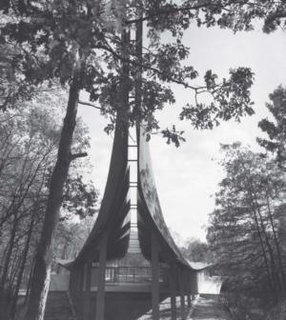 Sunday Styles - Photo 7 of 11 - Victor Lundy's Unitarian Church in Westport, Connecticut, which is nicknamed the "New Ship Church". Image courtesy George Cserna.