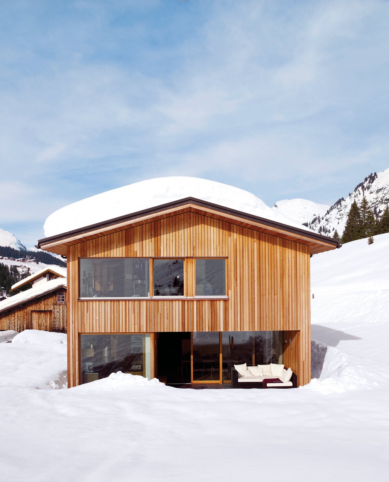 Photo 86 of 101 in 101 Best Modern Cabins from Snow Proofed Hillside
