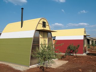 Doug Sharp of BSB Design - Photo 1 of 2 - New Abo¯d homes in South Africa.