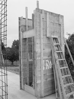 The Andersons designed a system of four-by-four-foot concrete modules, created from a reusable formwork of 2-by-12-foot boards that could be easily moved around the site.