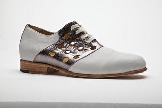 Esquivel Shoes - Photo 3 of 3 -