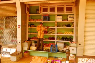 The fruits stands particularly fascinated me with their colors and variations lined perfectly.