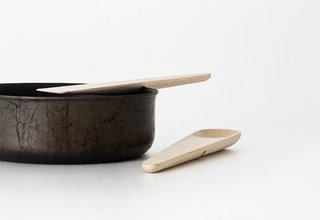 Hang Around and Toss Around - Photo 2 of 5 - The slit in the backs of the Hang Around tools lets them rest on the sides of pots and pans.