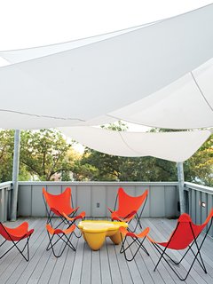 Epic Sail<br><br>To reduce heat load and provide shade, DeSalvo initially tracked down a sail system from Sun Shade Australia. But the $6,000 price tag had the architect and contractor designing their own version out of Mermet solar screen fabric. It was fabricated by Covers Unlimited for $1,800. <br><br>coversunlimitedinc.com