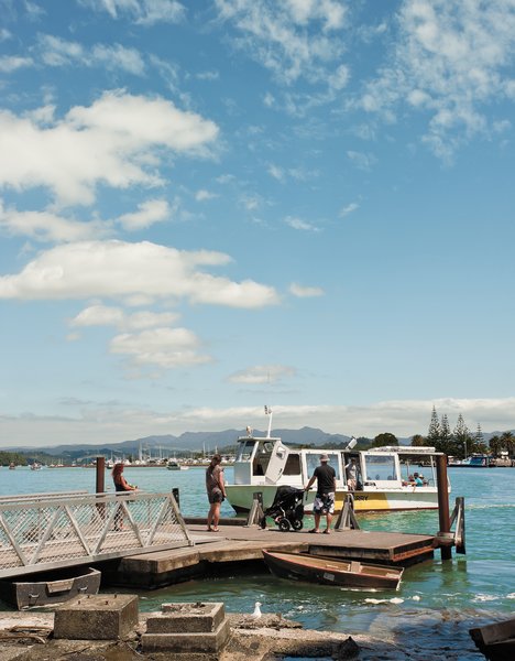 Make Your Parents Happy by Building Them a House - Photo 7 of 25 - A short walk down the road, a ferry service carries passengers on the two-minute journey across the channel to the small town of Whitianga.