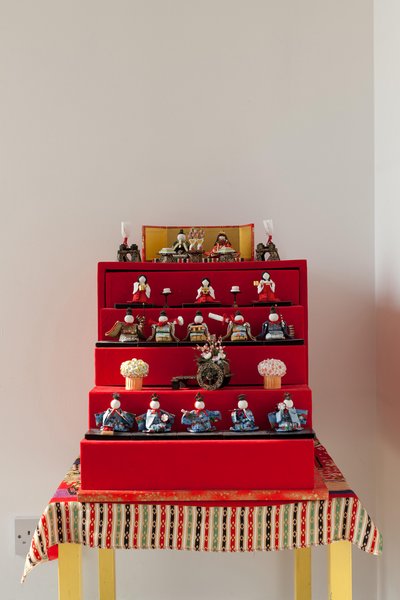 This collection of Japanese dolls adds a splash of color to the serene tatami room.