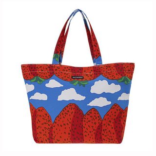 The Marimekko Pilvi Bag, featuring designer Maija Isola's Mansikkavouret print.