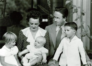 Dow designed his home specifically for his wife and three children, including an interior corridor between the children's bedrooms that was inaccessible from the hall. Wealthy families of the era feared a repeat of the Lindbergh kidnapping.