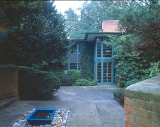 The copper exterior of the Stein House from 1933 shows a clear debt to Dow's teacher and mentor Frank Lloyd Wright.