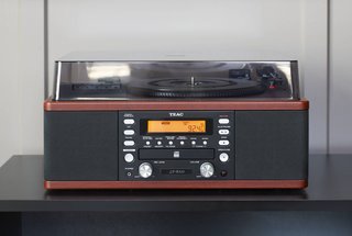 The Scandic Grand Central, Stockholm - Photo 7 of 12 - ...a record player! The music selection in my room was eclectic: Elton John, Toto, Ola Magnell, Madonna, and a handful of others; unfortunately (or fortunately?) there was no Abba. I wonder if those records were reserved for the ultra swanky rooms?