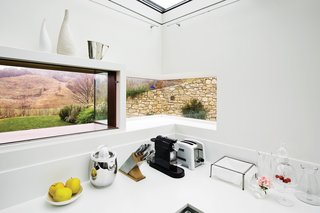 Detail of the kitchen counter.