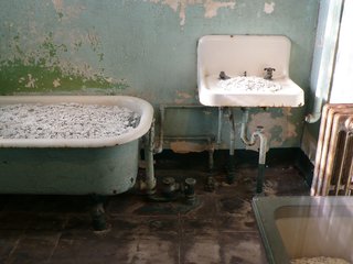 A Behind-the-Scenes Look at Ai Weiwei's Sobering Alcatraz Exhibition - Photo 6 of 7 -
