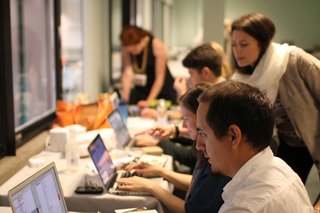 Dwell Behind the Scenes at Dwell on Design 2013 - Photo 1 of 1 - The Dwell Creative team working on stories for dwell.com at last year's Dwell on Design. (Left to right: Sara Ost, Aaron Britt, Kelsey Keith, Jaime Gillin, Alejandro Chavetta)