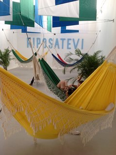 Curated by Lauro Cavalcanti, the recreation of the Riposatevi installation from the 1964 Milan Biennale, creates an environment for lounging.