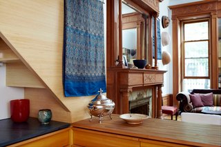 Space-Saving Wood-Paneled Apartment in Manhattan - Photo 5 of 8 -