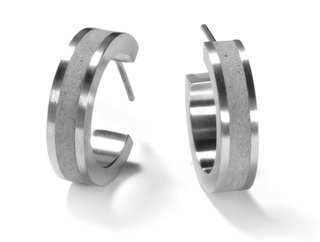 The Wearable Architecture of Karen Konzuk - Photo 1 of 7 - The KME175 earrings are lightweight despite being partly made of concrete.