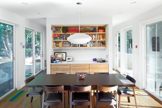 The New Zealand Native Who Can't Get Enough of the Garden State - Photo 1 of 9 - "You can get a really nice cross-breeze," says Debbi Gibbs of her home, situated to capitalize on its lakefront parcel. "If you open the sliding doors on both sides you really feel like the whole house is open."
