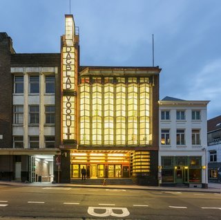 An Updated Design Hostel for the Belgian Socialists of Yesteryear - Photo 1 of 6 -