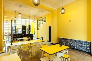 An Updated Design Hostel for the Belgian Socialists of Yesteryear - Photo 4 of 6 -