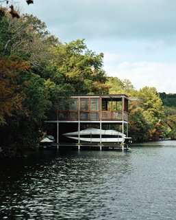"We wanted to make a delicate mark on the landscape, without blending into it outright," says Andersson.