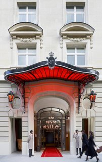 Le Royal Monceau Raffles' façade on 37 Avenue Hoche.