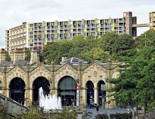 Historic Housing Complex Transformation in England - Photo 2 of 2 - Park Hill is only a five-minute walk from the city, separated from it by train tracks. Photo by: Keith Collie
