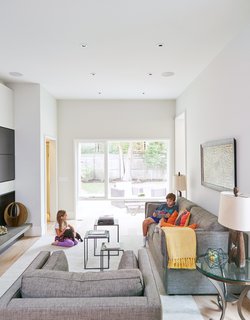 An Impressive 20-Foot Skylight Transforms a Jumbled Chicago Home - Photo 7 of 13 -