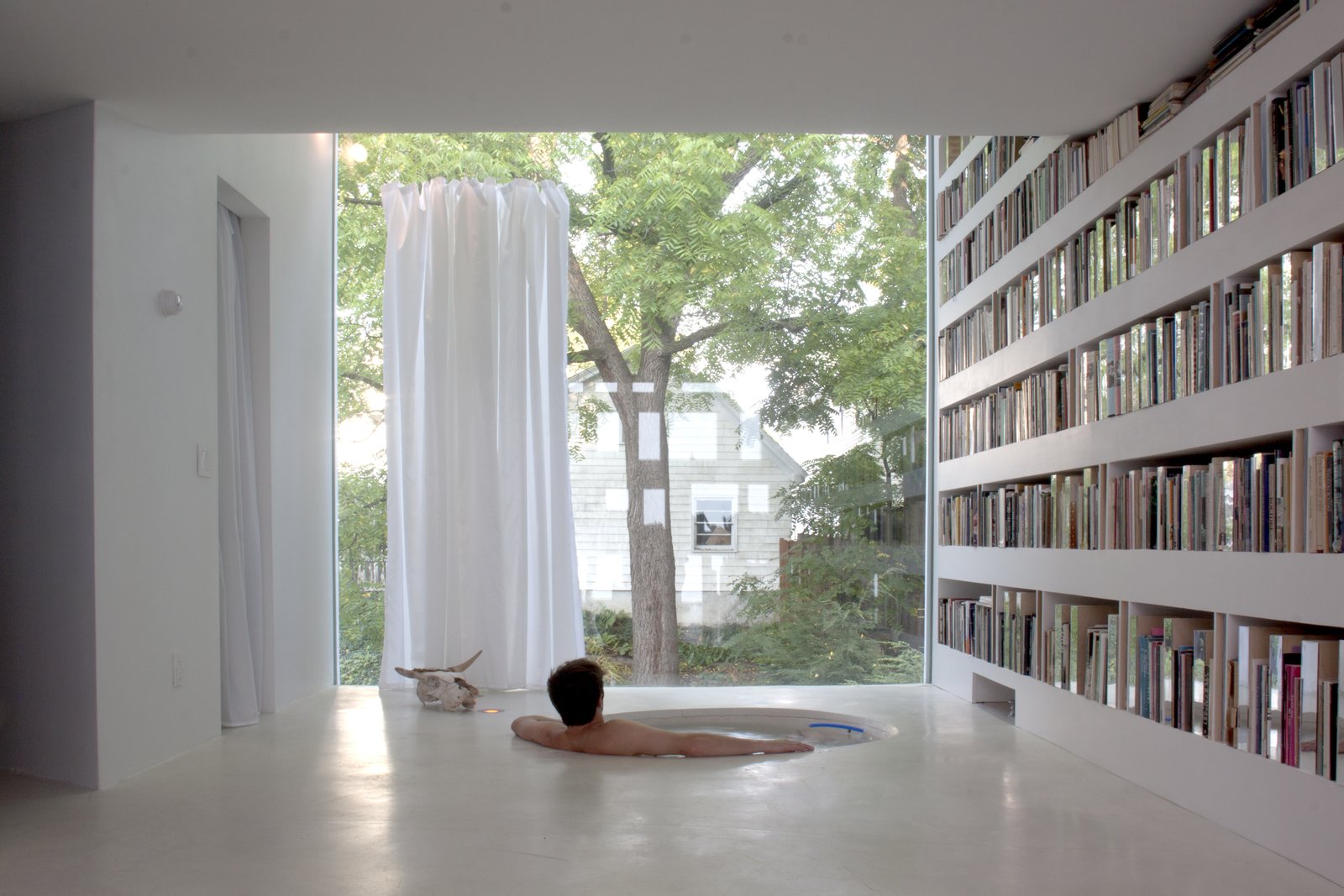 Modern Home Libraries 12 functional modern home libraries - photo 12 of 12 - dwell Modern Home Libraries 12 functional modern home libraries - photo 12 of 12 - dwell
